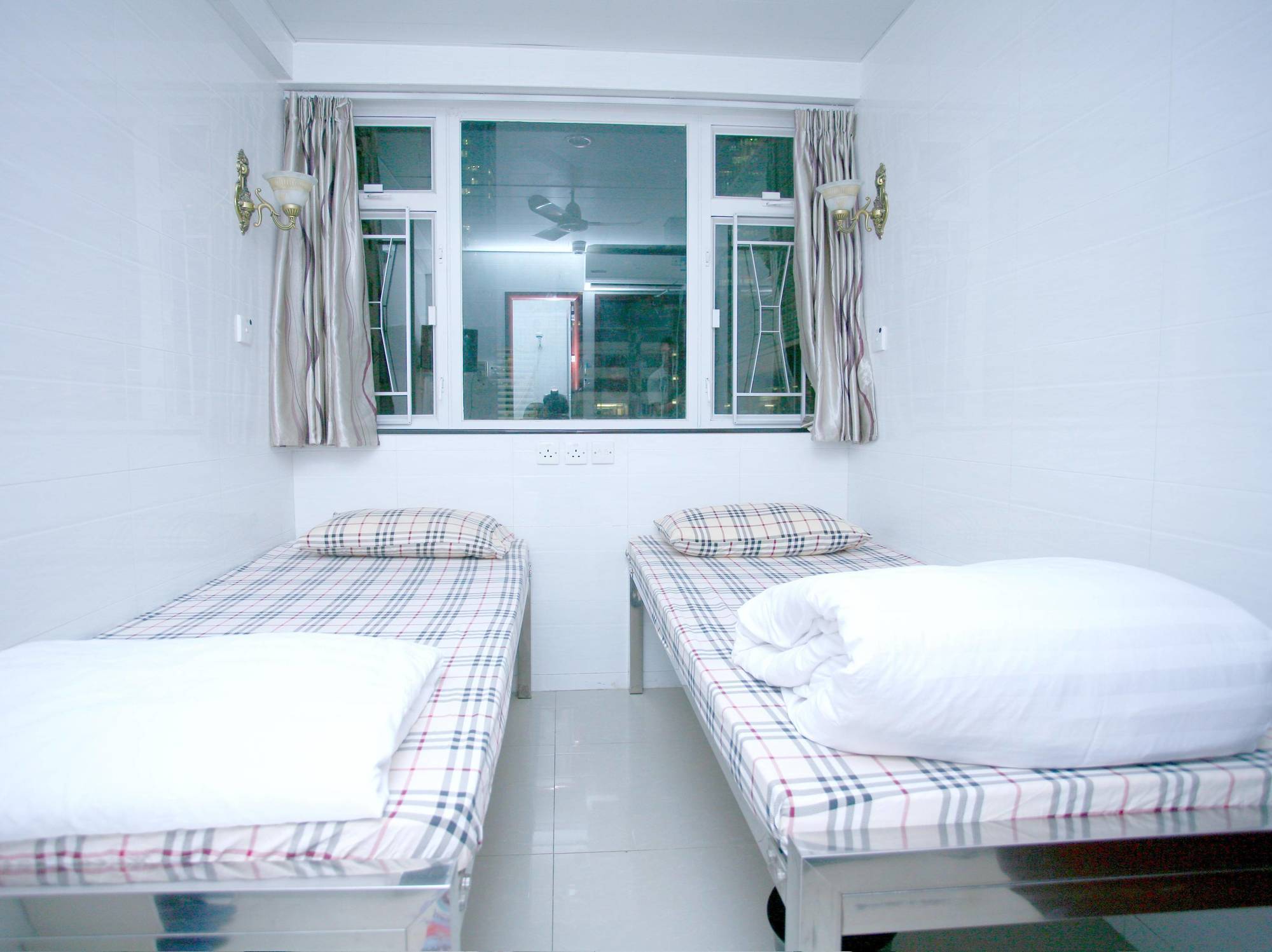 Pay-Less Guesthouse Hong Kong Exterior photo