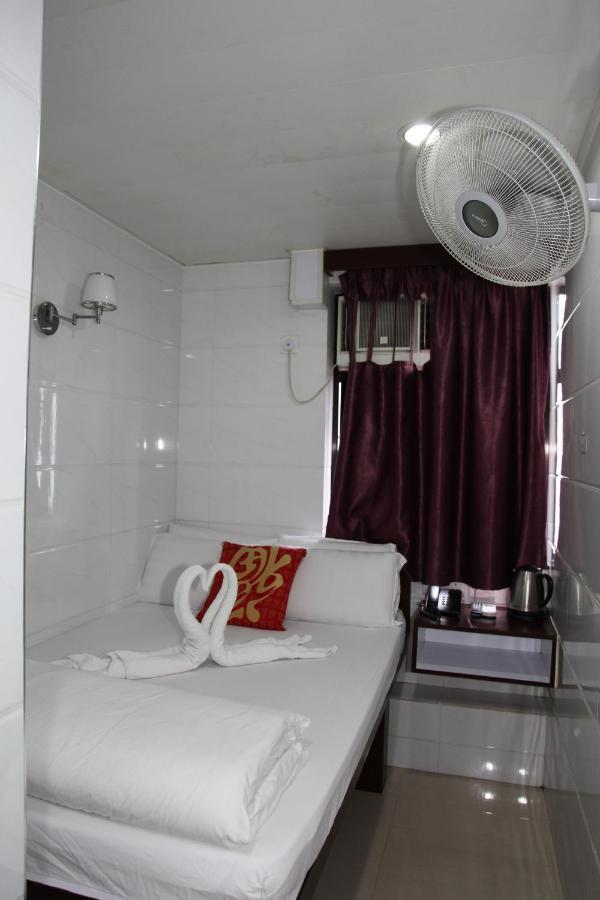 Pay-Less Guesthouse Hong Kong Exterior photo